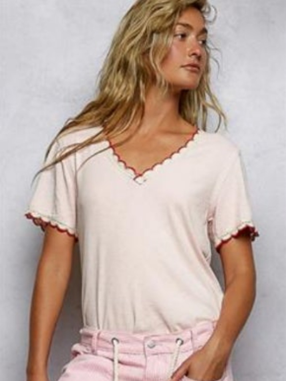 POL Soft Pink V‑Neck Scallop Trim Sleep Top